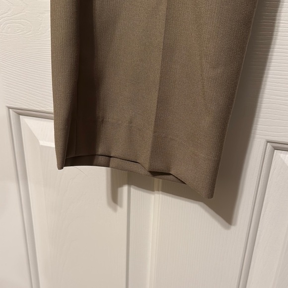 Madison Slim Fit Brown Dress Pants 36 x 32 - Picture 5 of 9